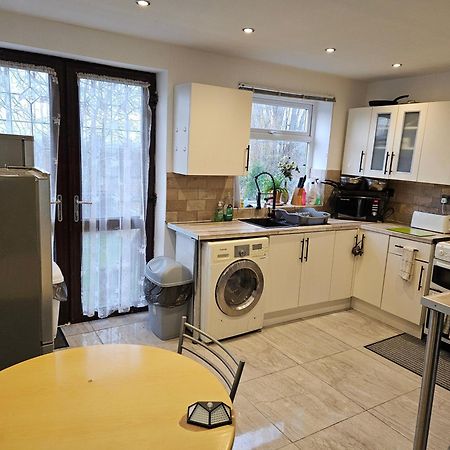 Monyhull Homestay - Near City Centre Kingsheath Nia Nec Bhx Birmingam Exterior foto