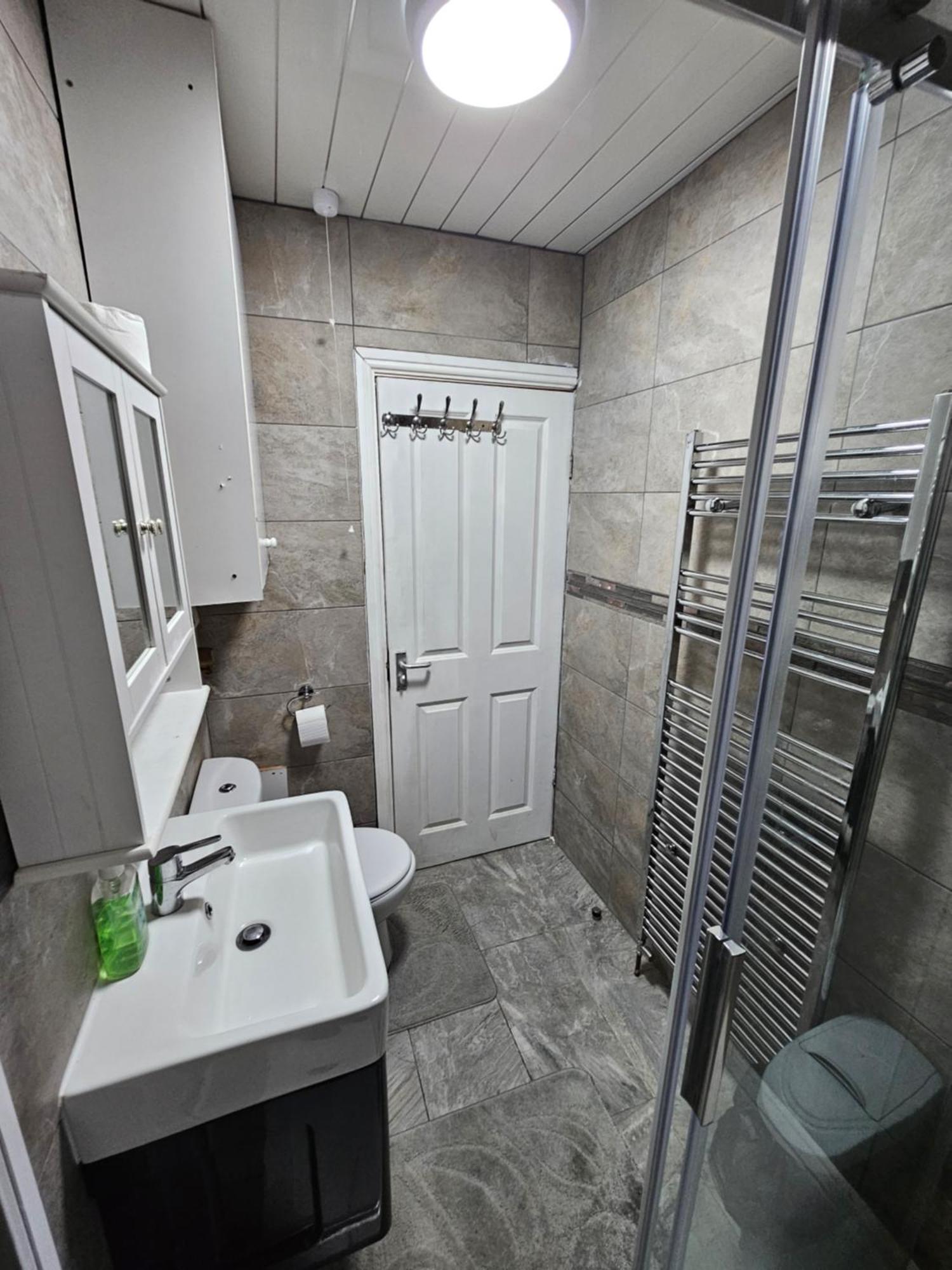 Monyhull Homestay - Near City Centre Kingsheath Nia Nec Bhx Birmingam Exterior foto