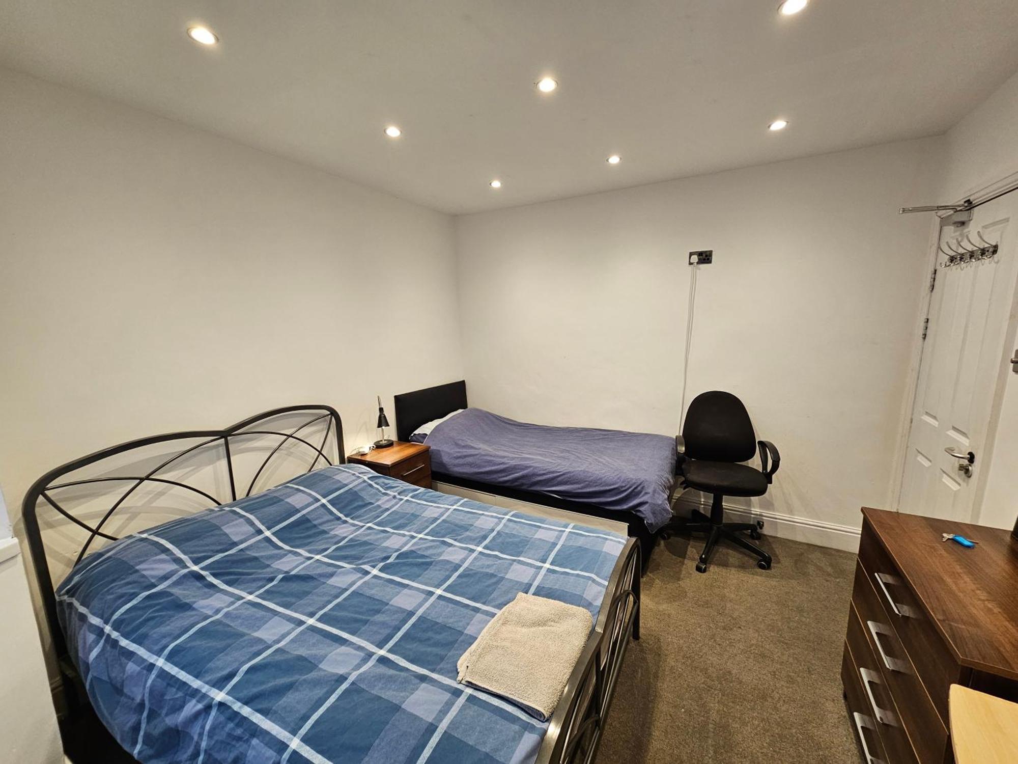 Monyhull Homestay - Near City Centre Kingsheath Nia Nec Bhx Birmingam Exterior foto